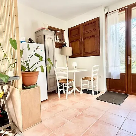 Apartment Charmante Dependance Avec Piscine - 20 Min De Bordeaux *